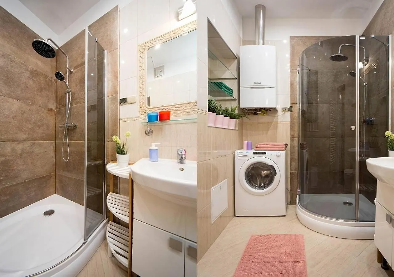Aurora Apartments - Old Town Krakow 0*,  Poland