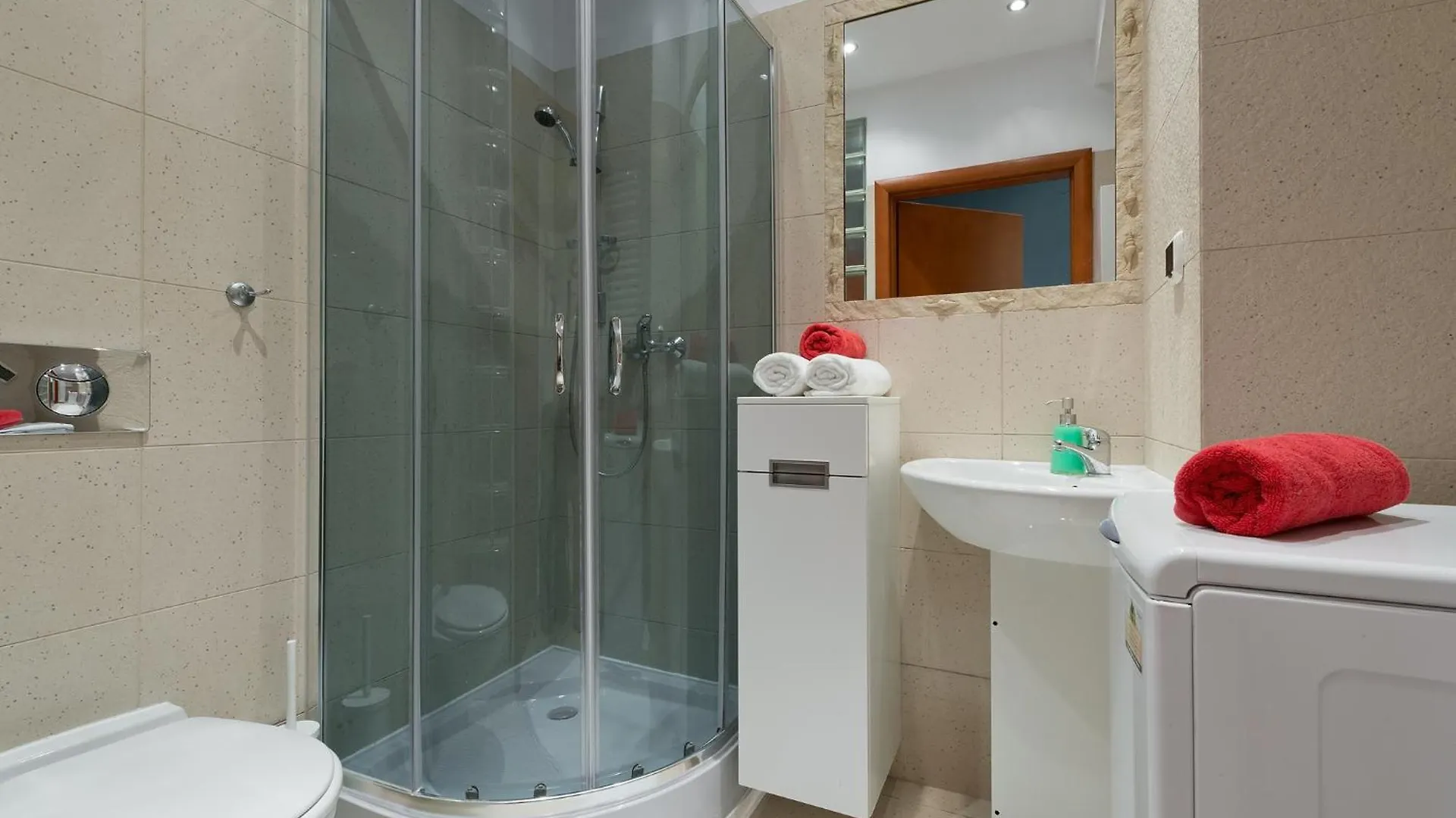 Aurora Apartments - Old Town Krakow Poland